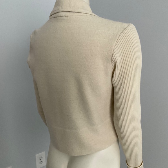 Jones cream jacket ,small. - Picture 7 of 13